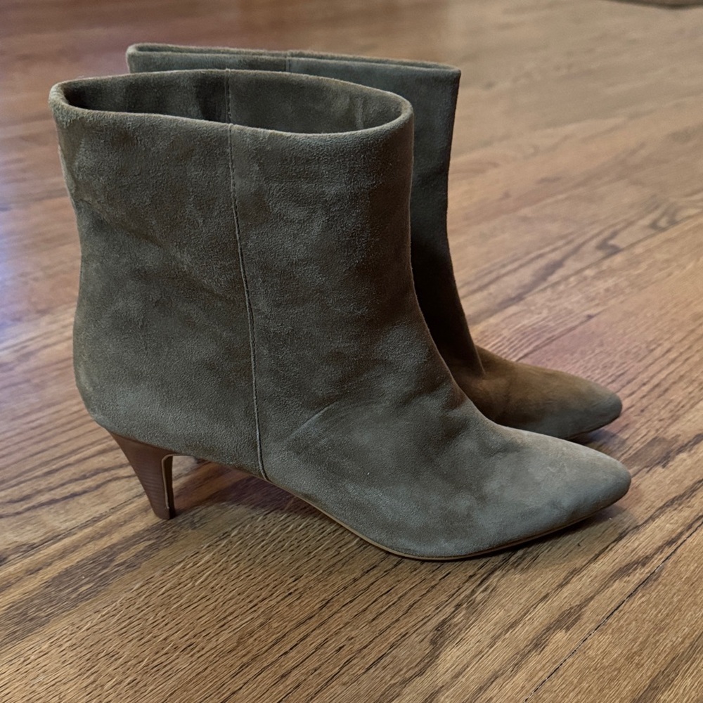 Dolce Vita Suede Heeled Boots - Gray